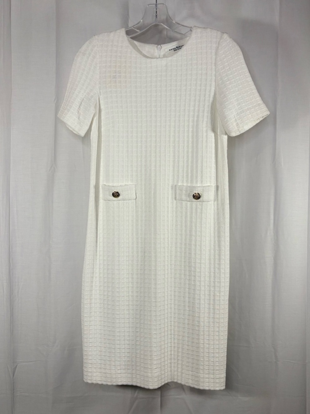 NWT AMINA RUBINACCI Classic White Knit Textured Shift Dress w Pocket Detail Sz 2